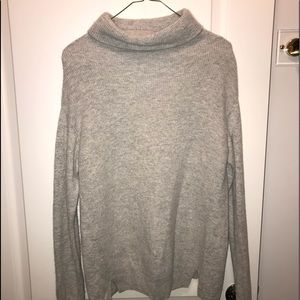 Vineyard vines turtleneck sweater